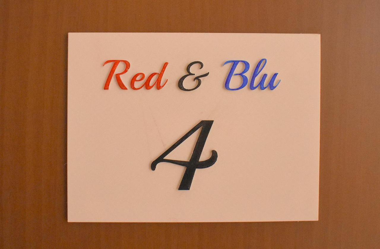 Ferienhaus Red & Blu *